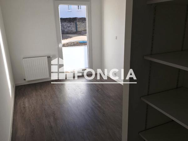 Location Appartement 3 pièces 63.95 m² - 1 RUE DE L'ABBE FREMOND Angers 49100
