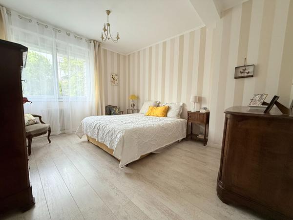 Magnifique maison de 4 chambres avec jardin sans vis à vis sur le secteur La Madeleine à Angers