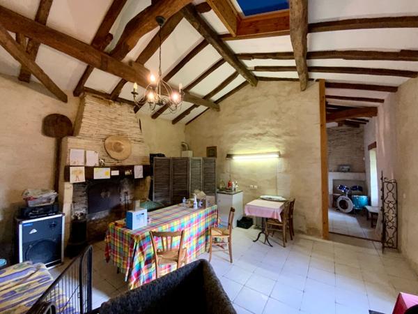 Maison avec un gîte Montendre 170m2