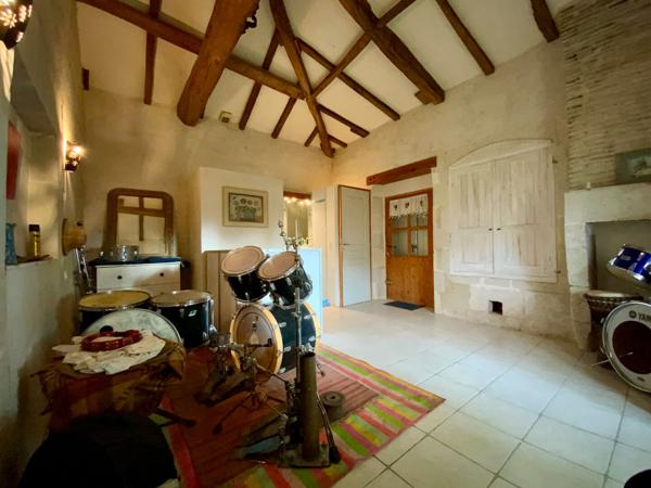 Maison avec un gîte Montendre 170m2