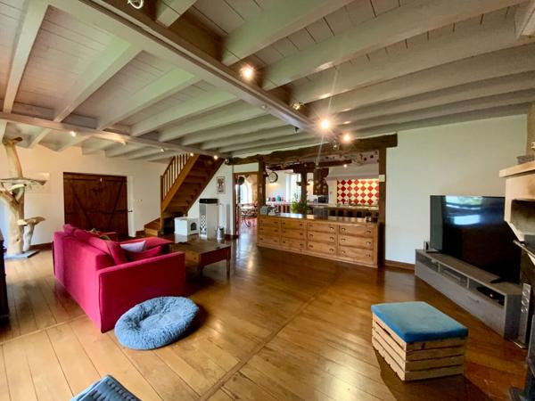 Maison avec un gîte Montendre 170m2