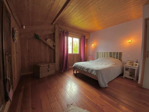 Maison avec un gîte Montendre 170m2