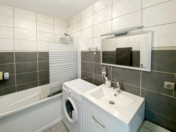 Herblay-sur-Seine ? Superbe appartement F3 de 62 m² dans résidence sécurisée et calme avec terrasse et cave