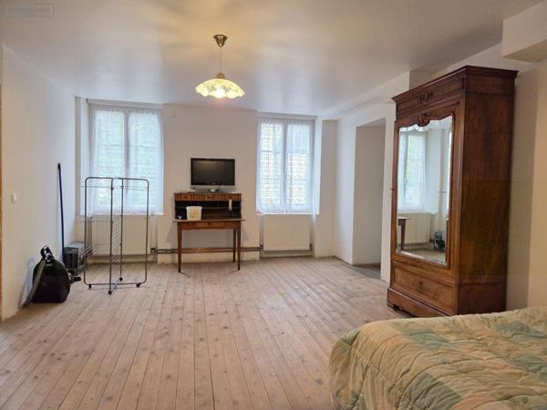 Maison de ville à vendre à Villaines-la-Juhel en Mayenne (53700), ref : 1376