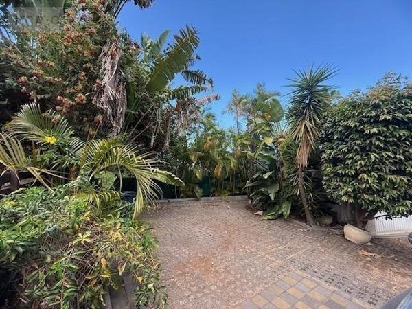 Maison à vendre à Saint-Paul à la Réunion (97411), ref : 97410-1090118