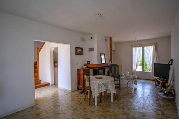 Maison 3 chambres sur un terrain de 642 m²