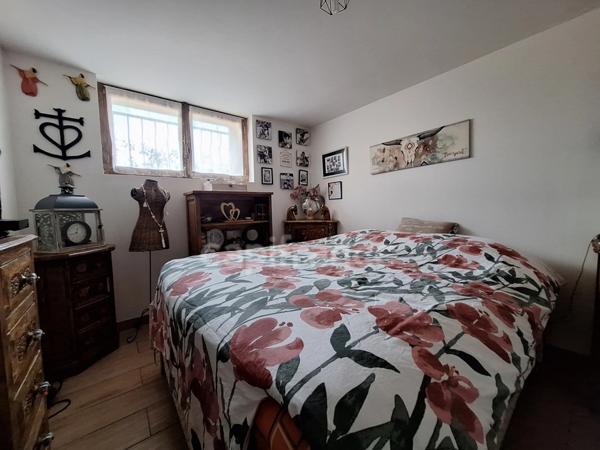 Maison à vendre 8 pièces SALINDRES (30) un appartement indépendant au rdc