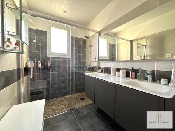 Maison individuelle 6 pièces Basse-Goulaine avec double garage, cave et atelier