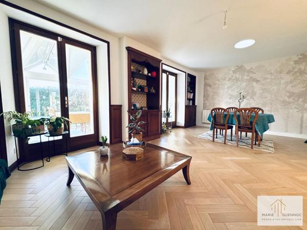 Maison individuelle 6 pièces Basse-Goulaine avec double garage, cave et atelier