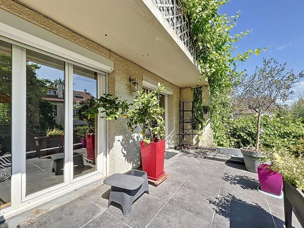 Maison Suresnes 260 m2