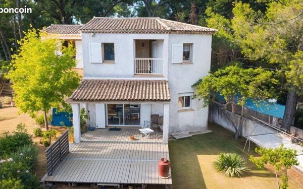 Maison à vendre    5 pièces • 110 m2 Marseille 11