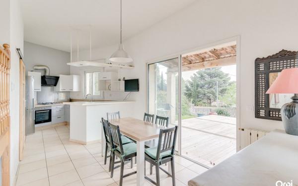 Maison à vendre    5 pièces • 110 m2 Marseille 11