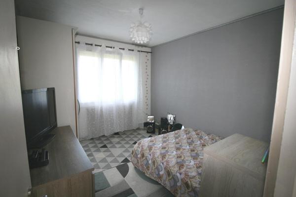 Maison sur grand terrain