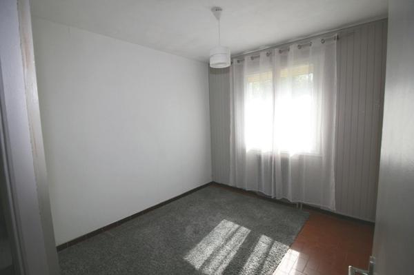 Maison sur grand terrain