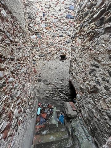 Grange 120 m² au sol à restaurer complètement