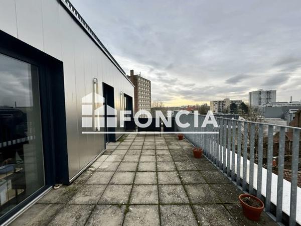 Location Appartement 3 pièces 64.59 m² - RESIDENCE LUMI?AIR, 240 RUE DU FAUBOURG DES POSTES Lille 59000