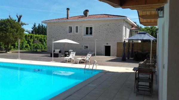 LAROQUE TIMBAUT, MAISON 6 Pièces -132 m² - DEPENDANCE- PISCINE- GARAGE - JARDIN