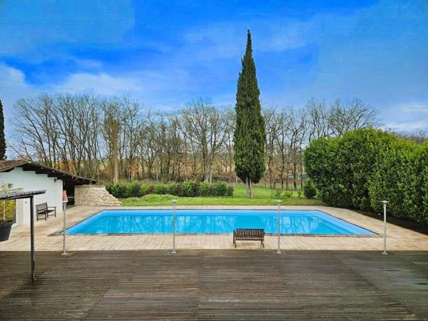 LAROQUE TIMBAUT, MAISON 6 Pièces -132 m² - DEPENDANCE- PISCINE- GARAGE - JARDIN