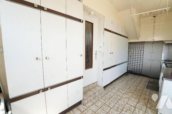 Maison stylée des années 50, 3 chambres avec jardin