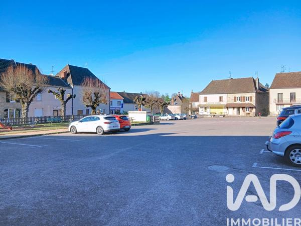 Immeuble à vendre 389 m² Gibles