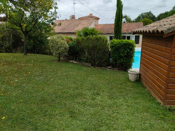 MAISON 6 PIECES -150 M² - 1100 M² DE TERRAIN AVEC PISCINE