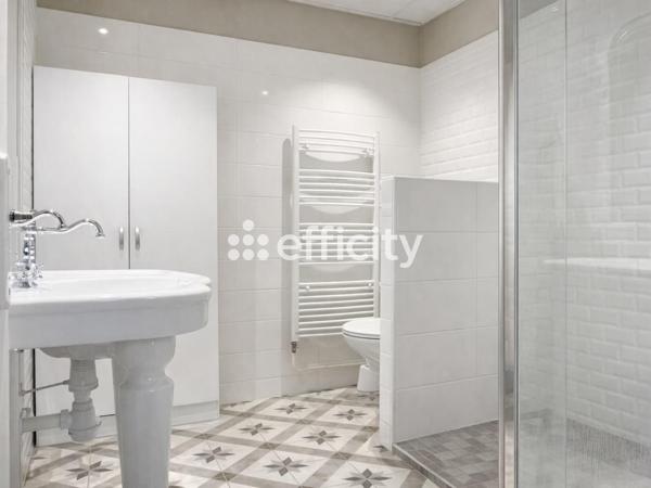 Maison 7 pièces - 220 m²