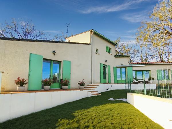 Maison avec vue, proche centre Catus, 112m², 3ch et piscine