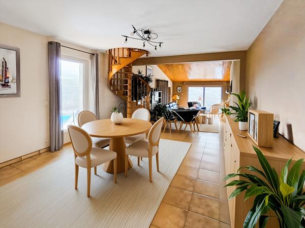 Maison avec vue, proche centre Catus, 112m², 3ch et piscine