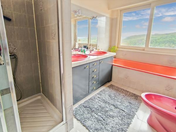 Maison avec vue, proche centre Catus, 112m², 3ch et piscine