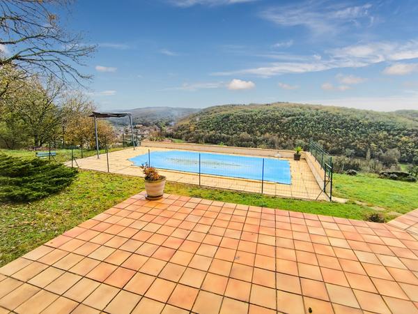 Maison avec vue, proche centre Catus, 112m², 3ch et piscine