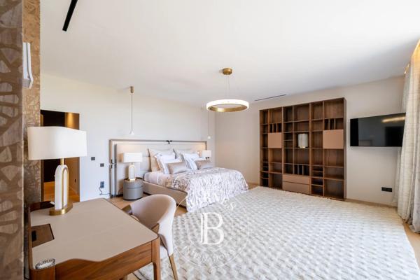 Vallauris, Villa 5 Chambres -  450 m² à vendre