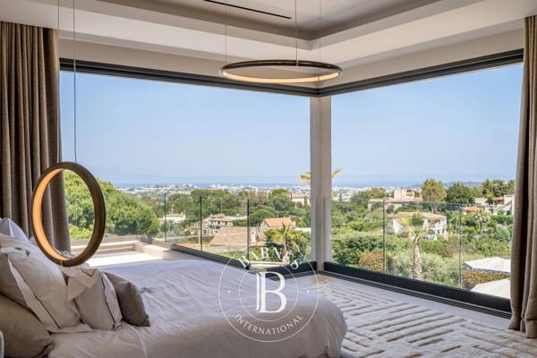 Vallauris, Villa 5 Chambres -  450 m² à vendre