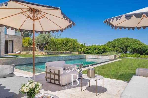 Vallauris, Villa 5 Chambres -  450 m² à vendre