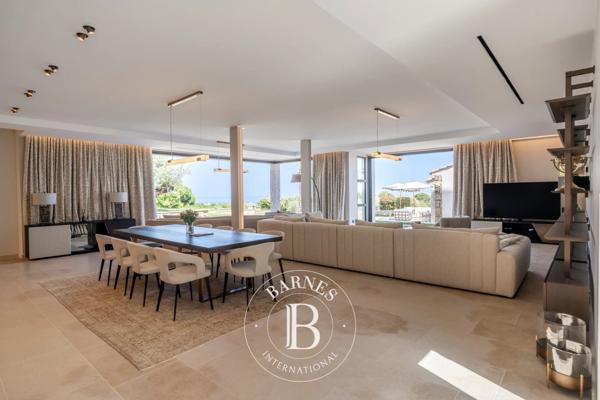 Vallauris, Villa 5 Chambres -  450 m² à vendre