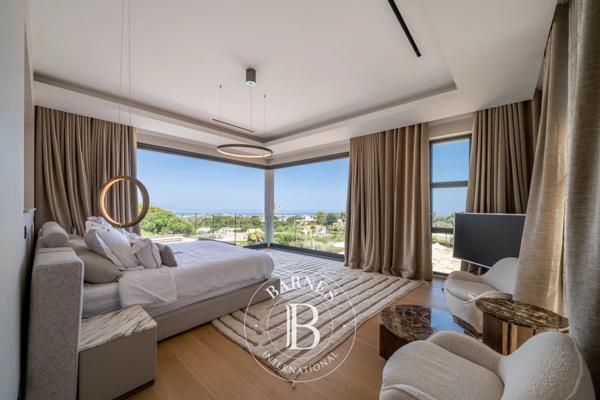 Vallauris, Villa 5 Chambres -  450 m² à vendre