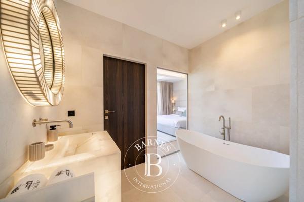 Vallauris, Villa 5 Chambres -  450 m² à vendre