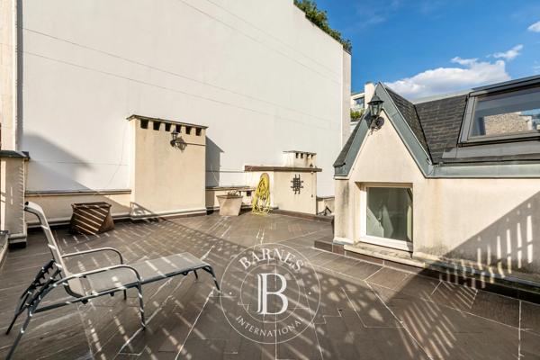 Paris 16ème, Hôtel particulier 6 Chambres -  437 m² à vendre