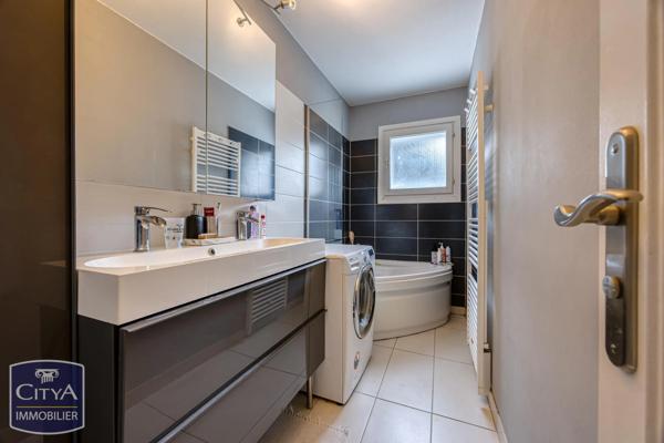 Appartement à vendre 5 pièces 99.2m² Chambéry (73000)