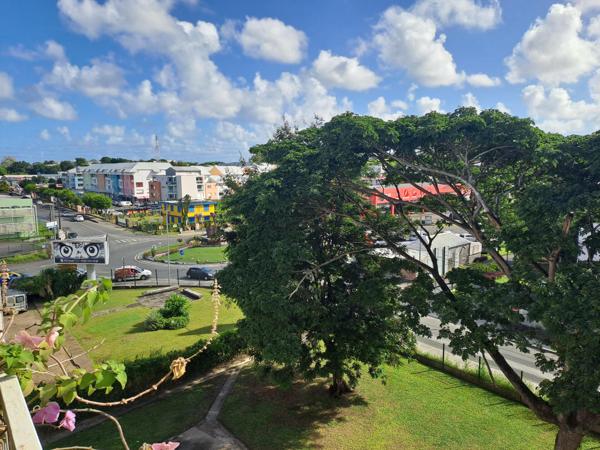 Bel appartement type T4 à DUGAZON