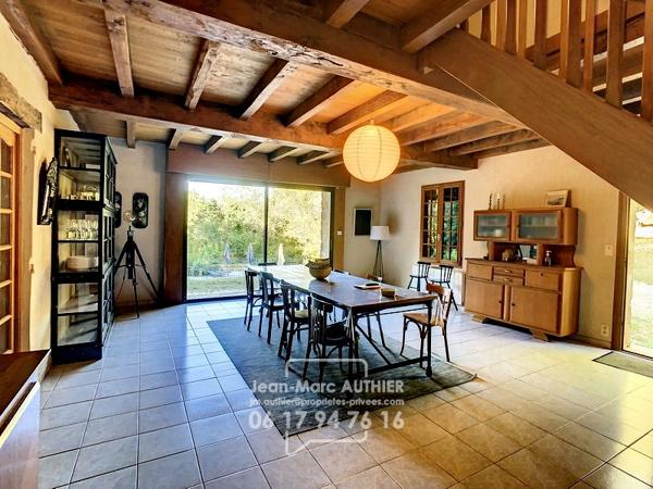 Propriété de charme en pierre avec piscine à 5 mn du Bugue