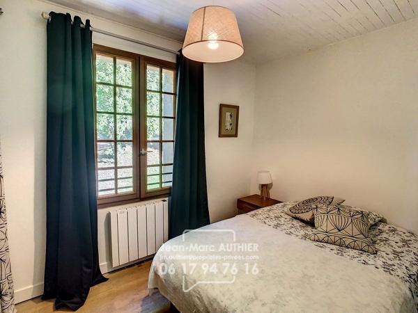 Propriété de charme en pierre avec piscine à 5 mn du Bugue