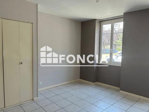 Location Studio 24.35 m² - 16 RUE DU MARTINET Tarbes 65000
