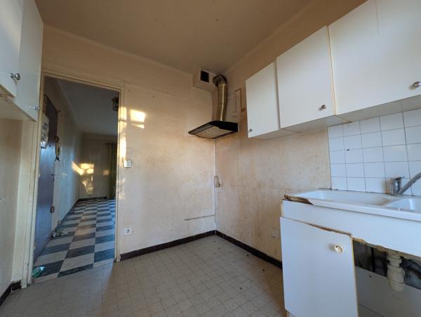 Peyrolles-en-Provence (13860) T3 - 72m² - Peyrolles-en-Provence - beaux volumes