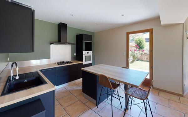 Maison à louer    4 pièces •  Saint-Étienne