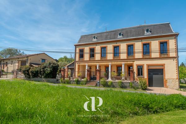 Garganvillar (82100) Maison de Maître avec Cour et Gîte au Coeur de la Lomagne