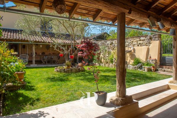 Garganvillar (82100) Maison de Maître avec Cour et Gîte au Coeur de la Lomagne