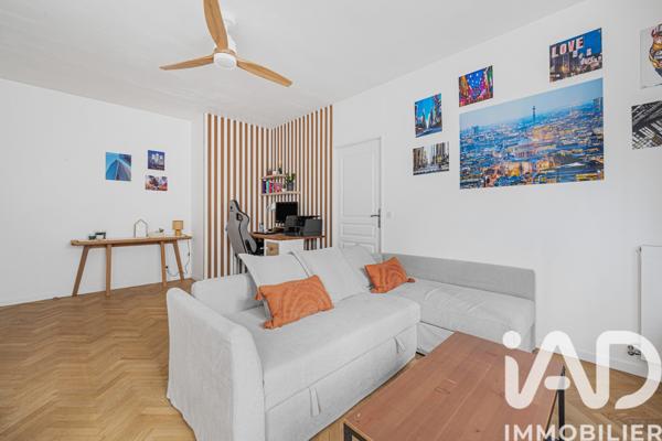 Appartement à vendre 2 pièces 49 m² Courbevoie