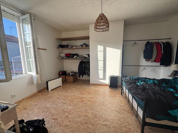 En Centre-Ville de Rochefort - Maison 70m² 3 pièces avec jardinet