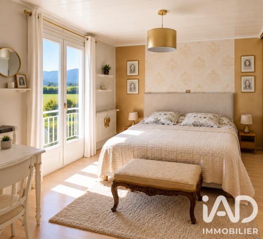 Maison à vendre 5 pièces 140 m² Saint-Pierre-en-Faucigny