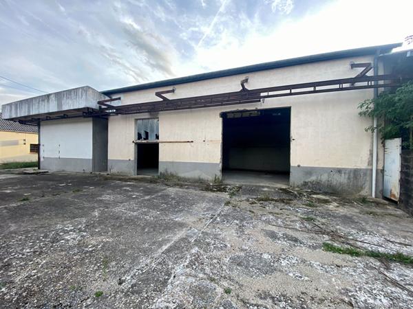 Local d'activité Le Controis En Sologne 260 m2